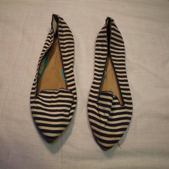 lot of 6 woman's shoes all size 10 - Picture 10 of 11